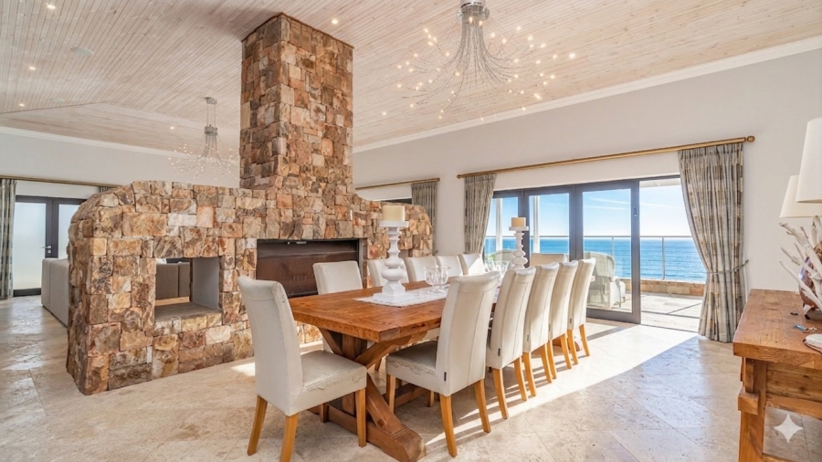7 Bedroom Property for Sale in Pezula Private Estate Western Cape
